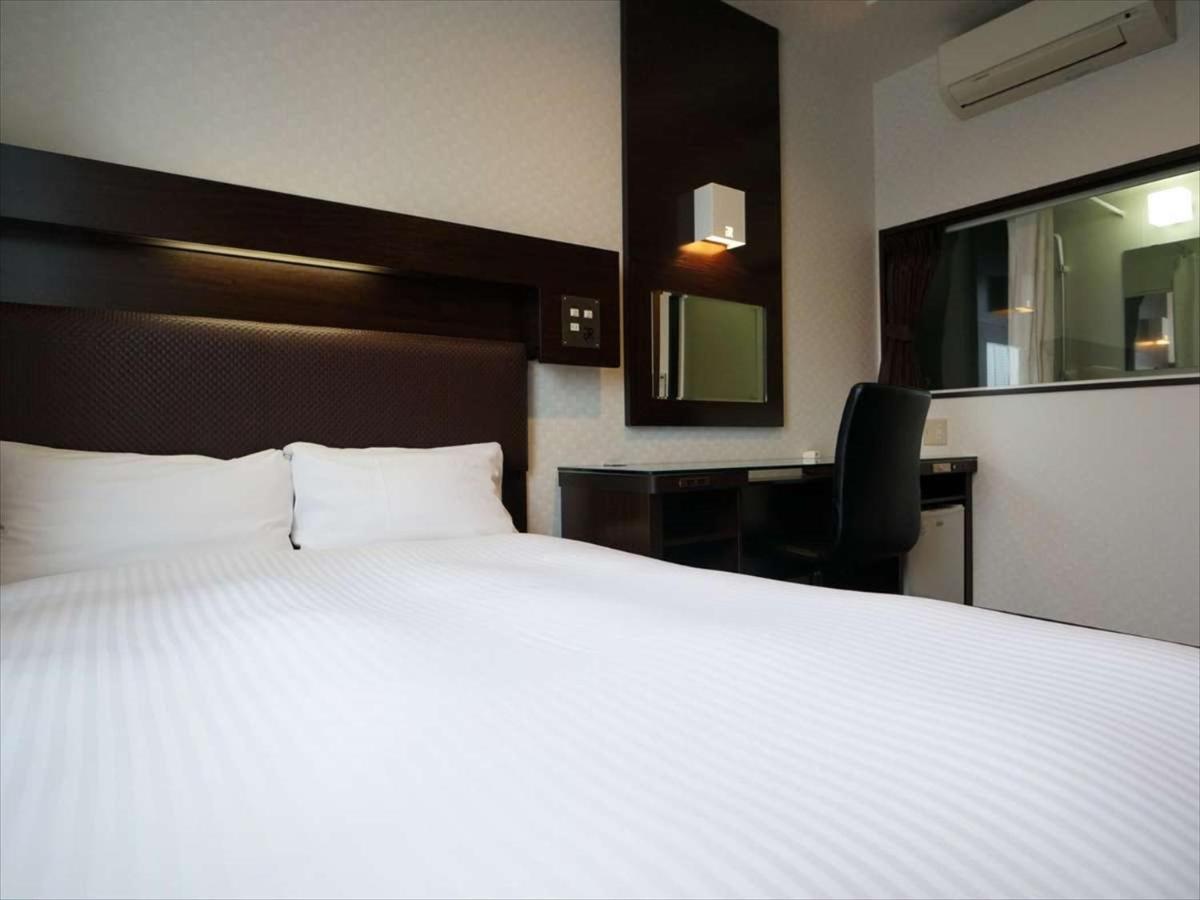 Green Rich Hotel Osaka Airport Ikeda  Eksteriør billede