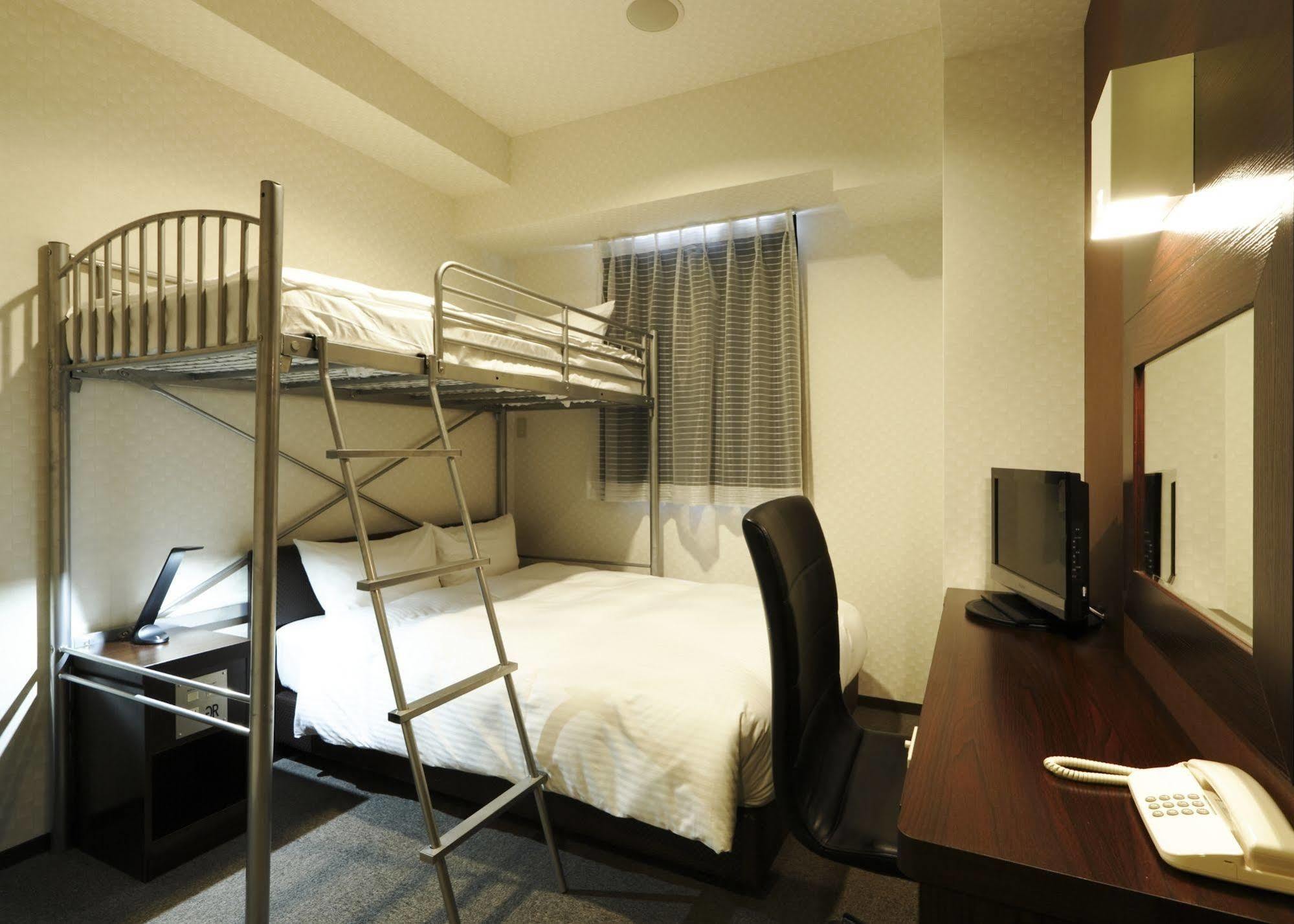 Green Rich Hotel Osaka Airport Ikeda  Eksteriør billede